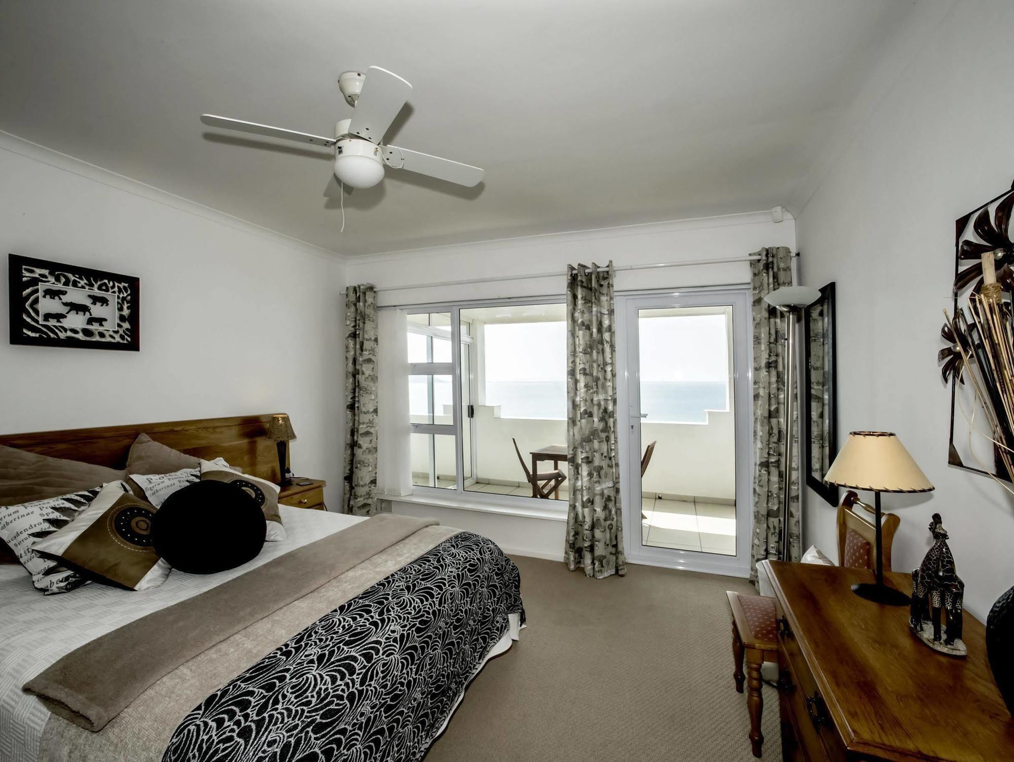 Penguinden - Load-Shedding Free Hotel Simon's Town Luaran gambar